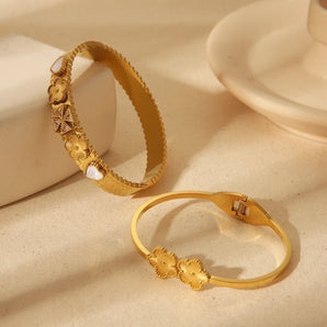 Formal Commute Five-Petal Flower Gold Bangle.