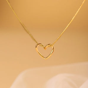 Elegant heart-shaped 18K gold-plated pendant necklace.