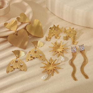 Heart-Shaped Flower Gold Earrings