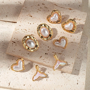 Sweet Heart Oval Pearl Inlay Ear Studs